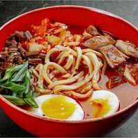 Рамен с курицей в Wok café