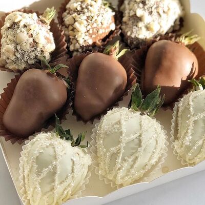 Клубника в шоколаде в Fujibox по цене 2600 ₽