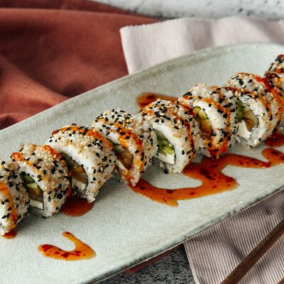 Холодный с масляной рыбой в Суши-Маркет по цене 555 ₽