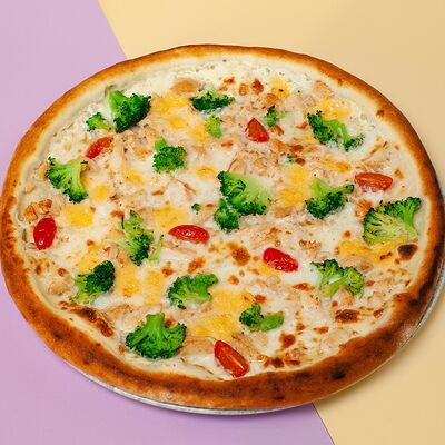 С курицей и брокколи в Точка Вкуса по цене 589 ₽