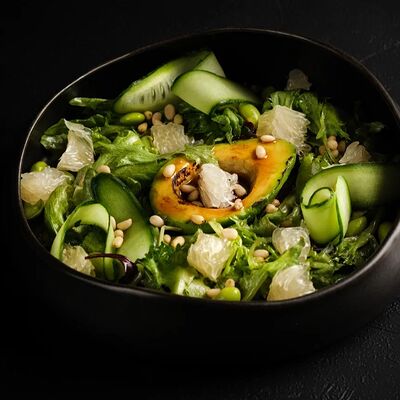 Салат зеленый в Hanami по цене 1105 ₽