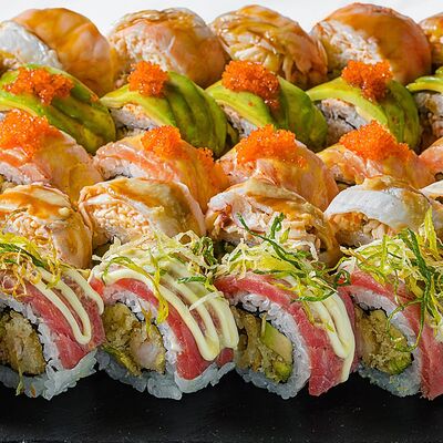 Chefs set в Too much sushi по цене 3980 ₽