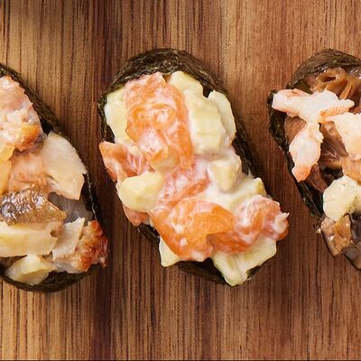 Запеченный сет Кагаяку кава в Паназия & Суши-рум по цене 350 ₽