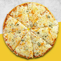 Четыре Сыра De luxe Пицца 30 см Пан тесто в Pizza HeartPizza Hut