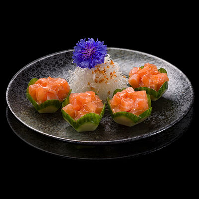 Сашими Сяке Спайси в Koi sushi bar по цене 1190 ₽