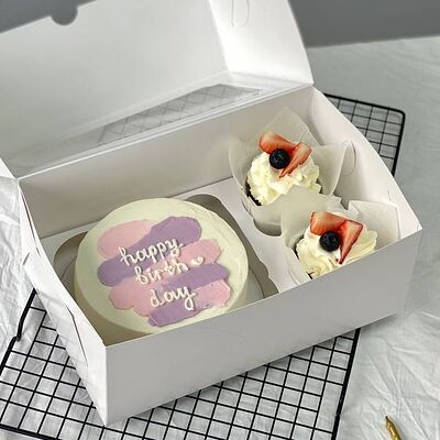 Бенто торт и капкейки happy birthday day в Cosmo Сakery по цене 2590 ₽