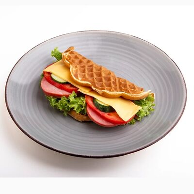 Вафля с куриной ветчиной в Waffle City по цене 400 ₽