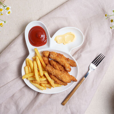 Куриные стрипсы с картофелем фри в фирменной панировке в Bon Bistrot по цене 590 ₽