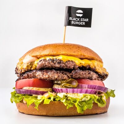 Бургер Классика двойной в Black Star Burger по цене 710 ₽