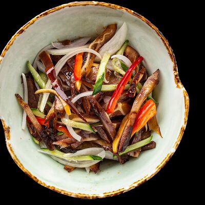 Свиные ушки в China Fashion Food по цене 415 ₽