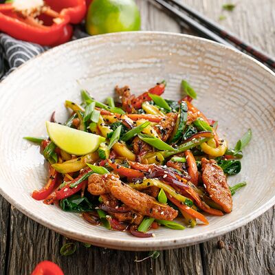 Теплый азиатский салат в ЛарисуВаннуХочу по цене 390