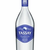 Вода Tassay с газом в Everland