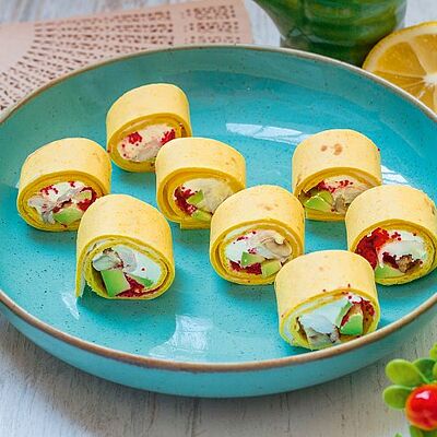 Ролл-тортилья с угрем и креветкой в Луиджи & Тосё по цене 559