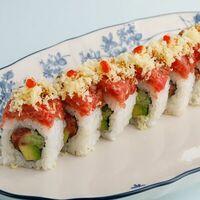 Ролл хрустящий острый тунец в Терраса