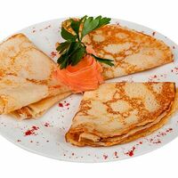 Блинчики с сыром и семгой в Европа