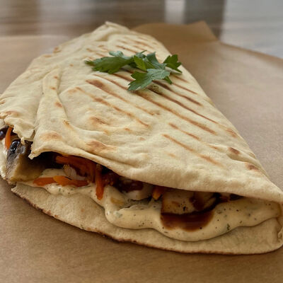 Кесадилья с курицей в Burritos по цене 270 ₽