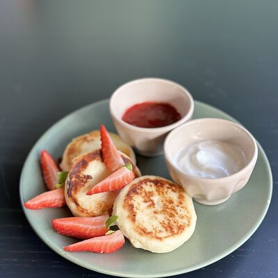 Сырники классические в Круассан по цене 690 ₽