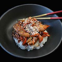 Рис по-японски с курицей в Суши-Бар Торнадо
