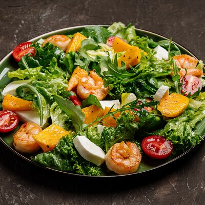 Салат с креветкой и тыквой в Пряности по цене 865 ₽