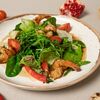 Салат с рукколой, авокадо и креветками в Фаэтон по цене 580