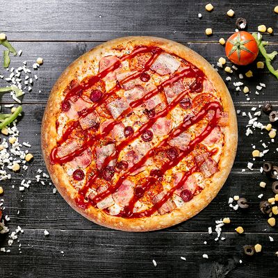 Пицца Мясная в Sole Pizza по цене 830 ₽