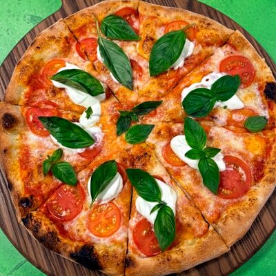 Пицца Хайповая леди Маргарита (25 см) в Хайп Пицца-бар по цене 870 ₽