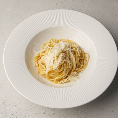 Спагетти с сыром в Философия по цене 360 ₽
