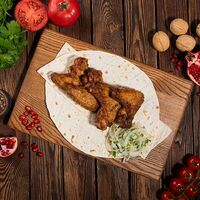 Шашлык из куриных крылышек в Кухня 91