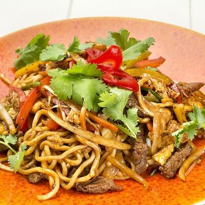 Лапша чао мин с говядиной в Маймун по цене 690