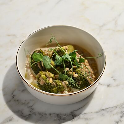 Брокколи с трюфелем в 12 kitchen & wine по цене 590 ₽