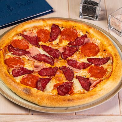 Пицца Мясная 28 см в Мясо & Рыба по цене 990 ₽