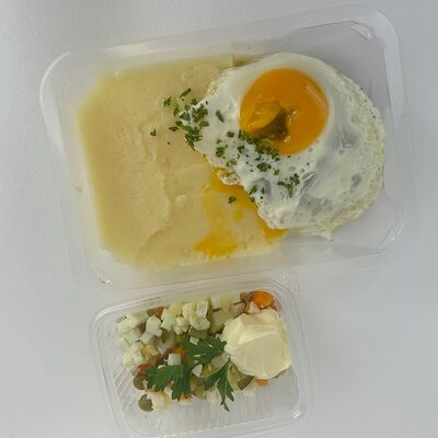 Бизнес-ланч №4 в Gost Food по цене 470 ₽
