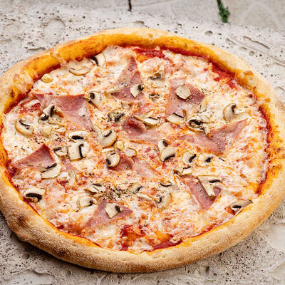 Пицца Прошутто фунги в Осетинские пироги - Голд Проджект по цене 700 ₽