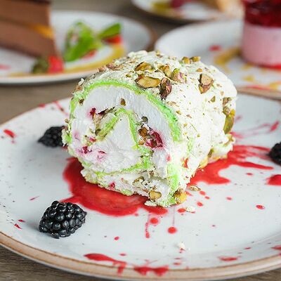 Фисташковый рулет в Дюшес по цене 360