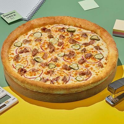 Пицца Шашлычная 30 см в Dostaевский по цене 746 ₽