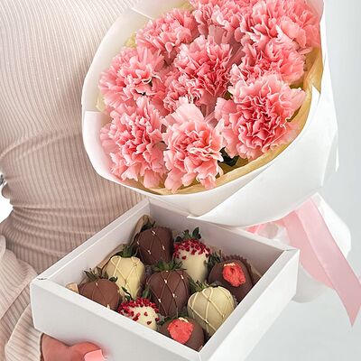 Комбо-набор №5 в Клубника по цене 4990 ₽