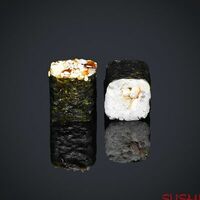 Классика с угрем в Sushi Boom