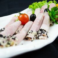 Корнетики ветчинные в Ярды Superbar