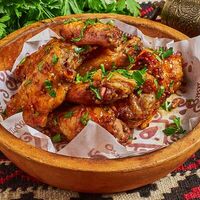 Куриные крылья в аджике в Джо-Джо грузинская кухня
