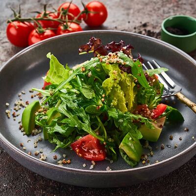 Салат с киноа в Eshak по цене 550