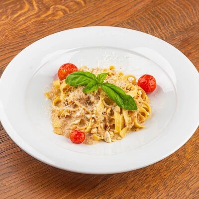 Тальятелле с томлёной уткой в Жуй по цене 33 р.