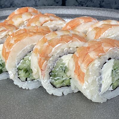 Ролл Филадельфия с креветкой в Роллы сумо по цене 990 ₽