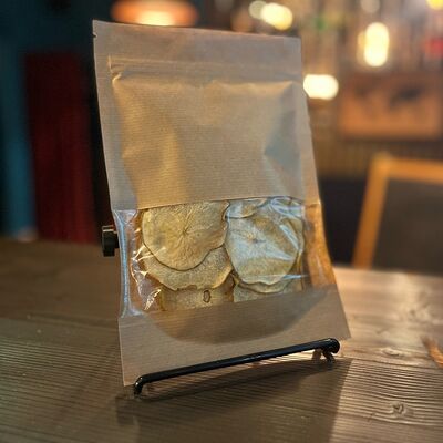 Фруктовые чипсы из груши в Steak Blues по цене 150 ₽