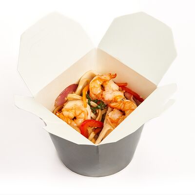 Лапша Wok с морепродуктами в Traveler's Coffee по цене 549 ₽