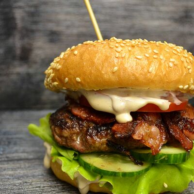 Бургер Победа в Ангар burger & fun по цене 290 ₽