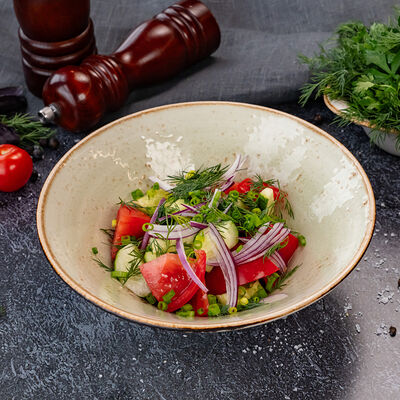 Салат из свежих овощей в КРЫША по цене 530 ₽