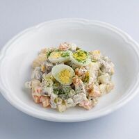 Салат оливье с колбасой в Терраса