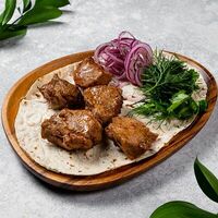 Шашлык из свинины в Ресторан Батони