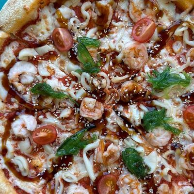 Пицца с морепродуктами в Корица по цене 945 ₽
