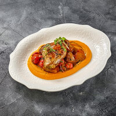 Ножка кролика в Пармезан по цене 895 ₽